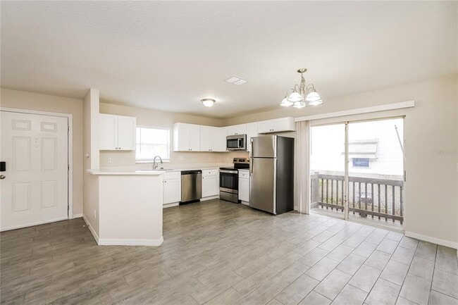 Photo - 146 Hidden Lk Lp