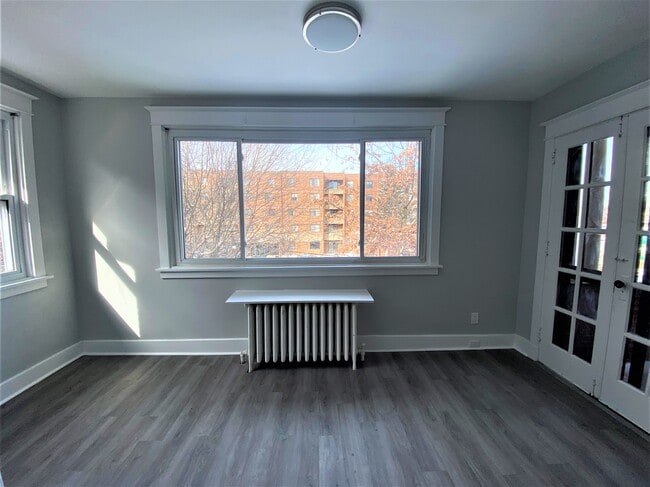 Photo - 5720 Beacon St Unit 5720