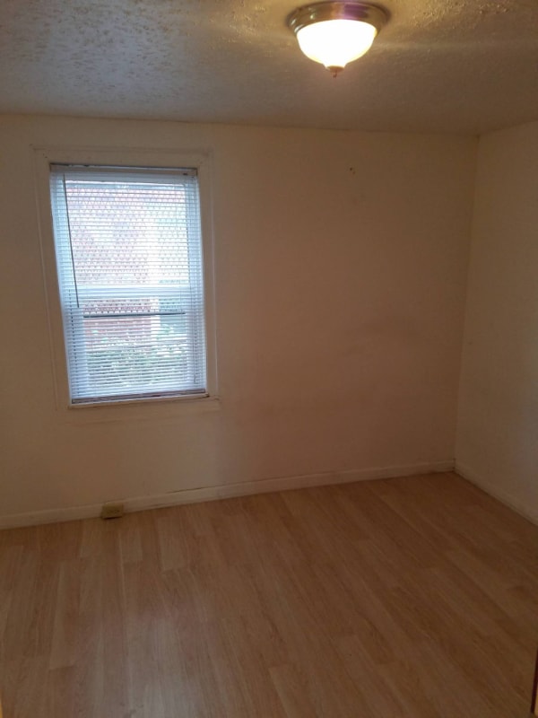 Photo - 3215 Clifton Ave