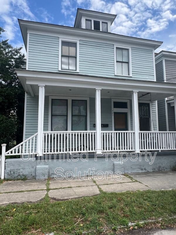 Building Photo - 721 Chestnut St Rental