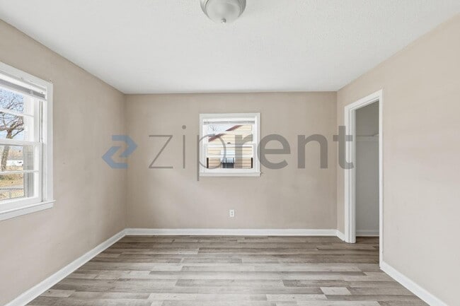 Photo - 1108 Walnut St