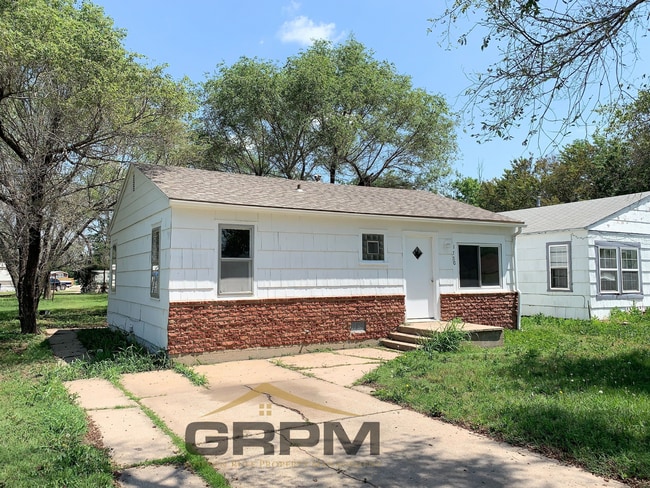 Photo - 1720 E 2nd Ave