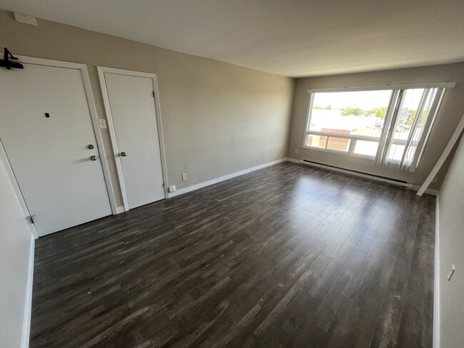 Building Photo - 34 Verdun St Unit 13