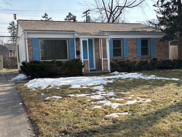 Photo - 1052 N Maple Rd