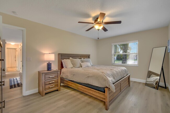 Photo - 406 Nervia Ct