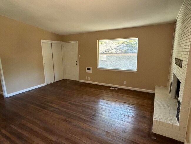 Photo - 34 Belmont Dr