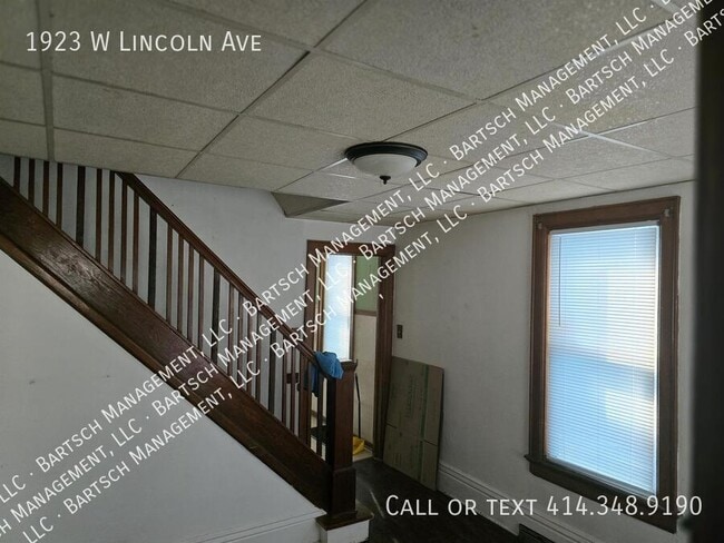 Photo - 1923 W Lincoln Ave