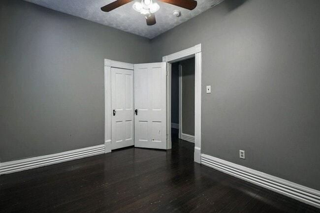 Photo - Wilber Ave 226-228 MLR Unit 228