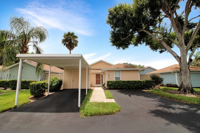 Bird Bay Annual Condo for Rent - Bird Bay Annual Condo for Rent