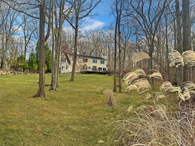 12 Dogwood Ln