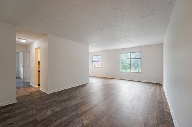 Photo - Waverlywood Apartments and Townhomes