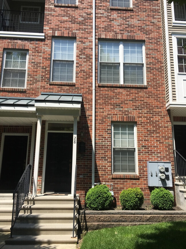 Building Photo - 28 Brewerytown Ct Unit 28 Brewerytown