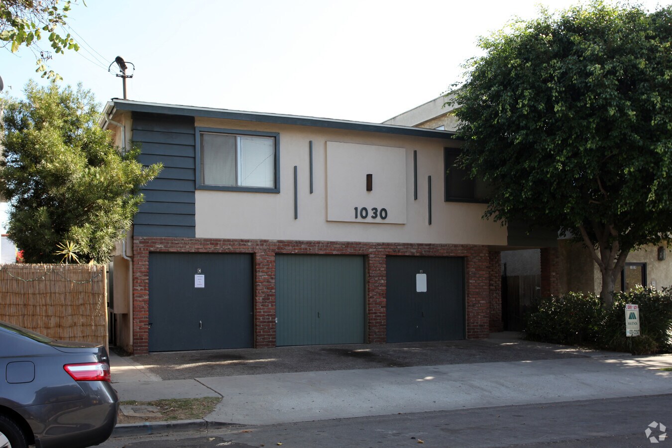 Photo - 1030 Grand Ave Apartments
