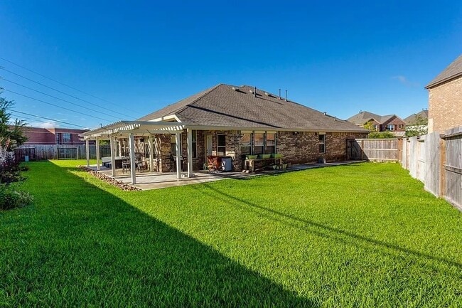 Photo - 11075 Walts Run Ln