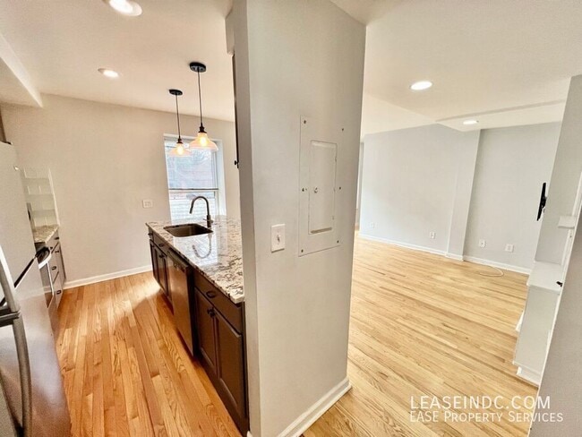 Photo - 2300 18th St NW Unit #106