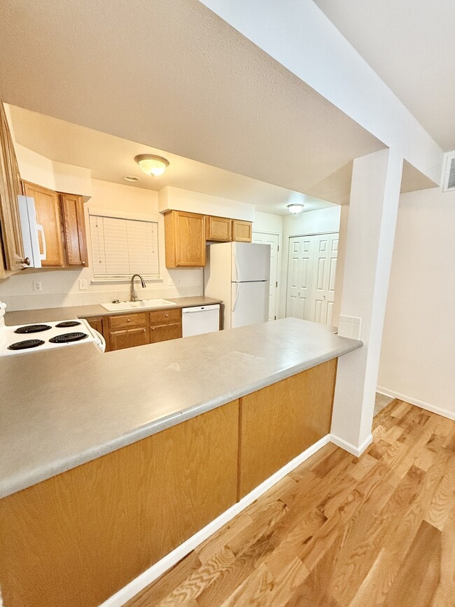 Photo - 4527 Starflower Dr