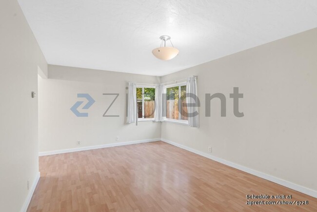 Photo - 1420 Sixth St House
