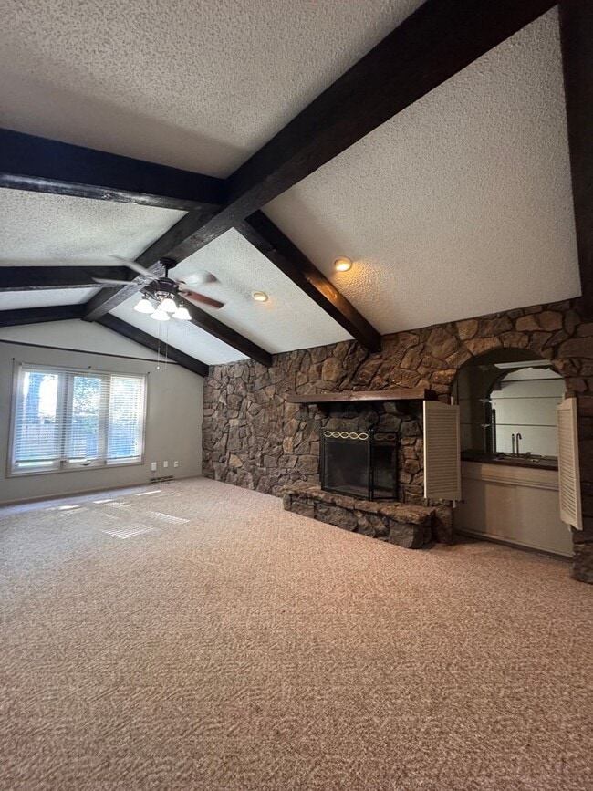 Building Photo - 1410-1410 E Camino Alto St Unit 1410 E. Camino Alto