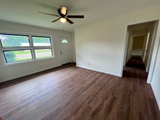 Photo - 147 Beech St