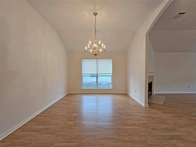 Photo - 1508 Cosmos Way