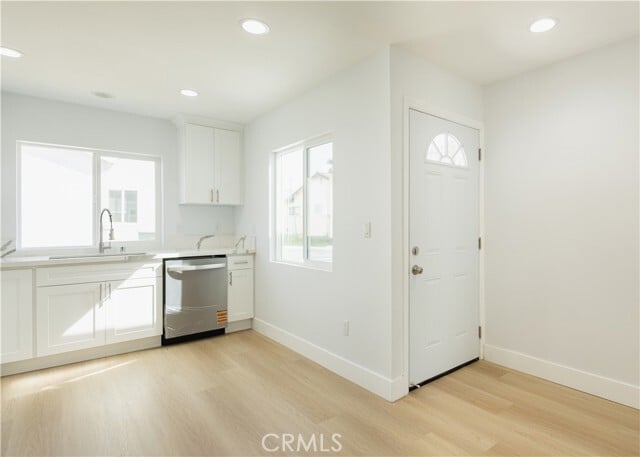 Photo - 4937 Taft St