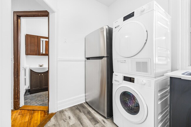 Photo - 4702 Ch Queen-Mary