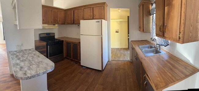 Photo - Spacious Mobile Home for Rent – Don't miss...