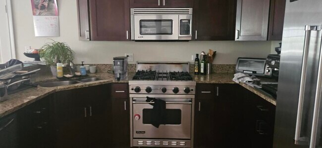 Photo - 1852 N Halsted St Unit 2