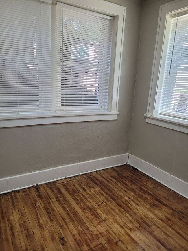 Photo - Grandview Apartments