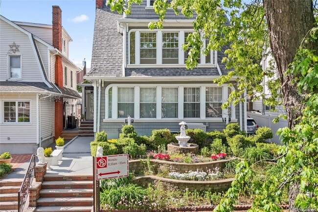 Photo - 148-19 87th Ave