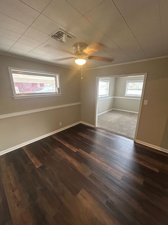 Photo - 1207 Devonshire Dr