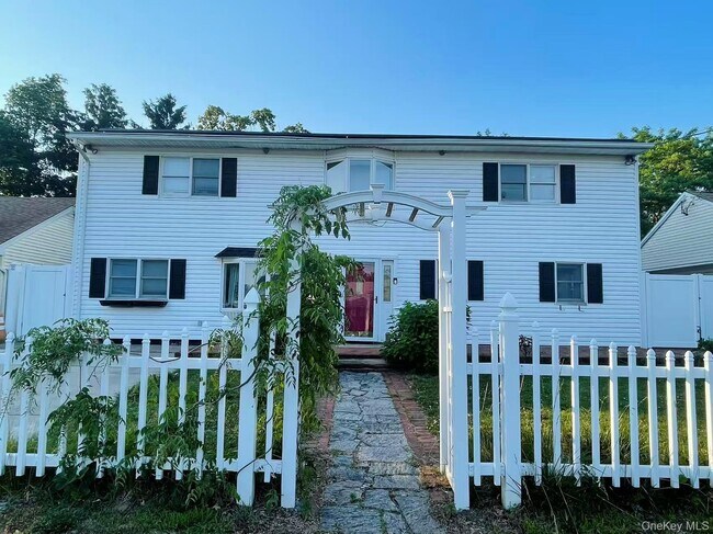 Photo - 12 Vernon St
