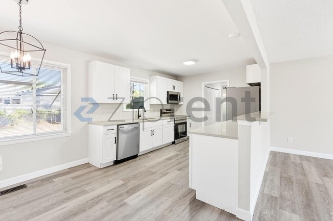 Photo - 318 Nugget Ct