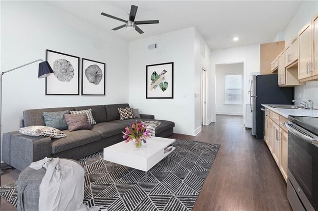 Photo - 726 E Emma Ave Unit 101