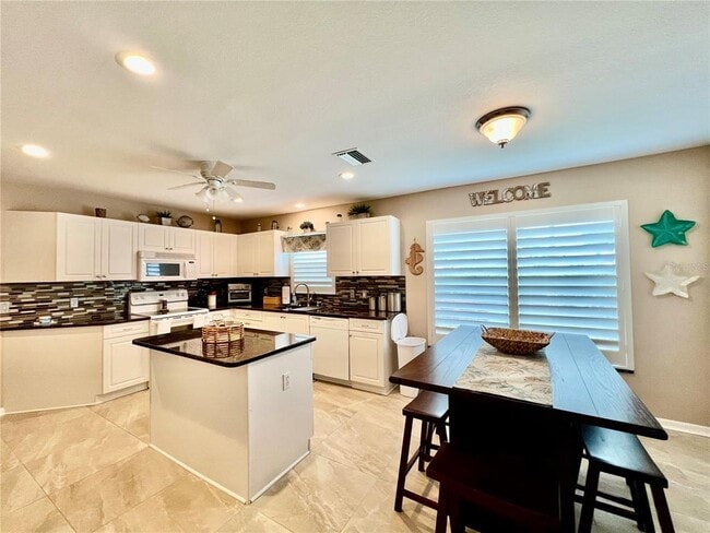 Photo - 1010 Islamorada Blvd
