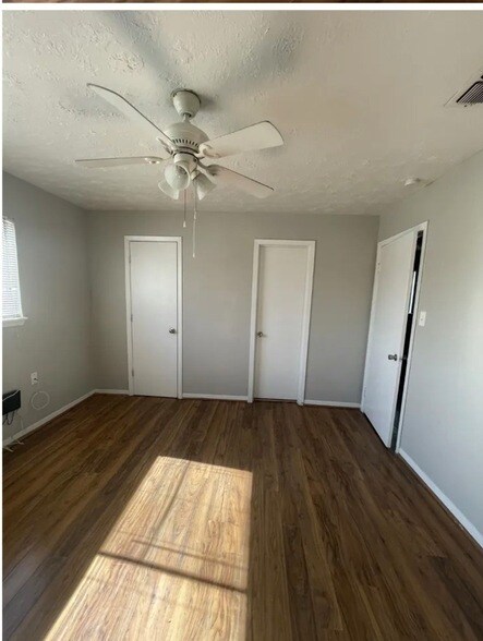 Photo - 1014 E 23rd St Unidad 3