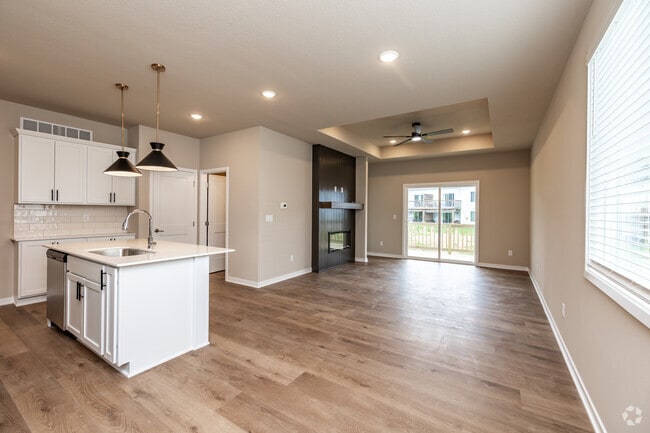 3BR, 2.5BA - 1,823SF - Kitchen
