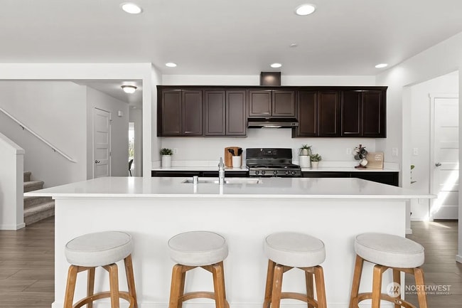 Photo - 7206 42nd Pl NE