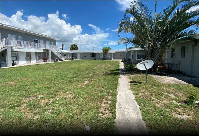 1825 14th Ave Unit 19