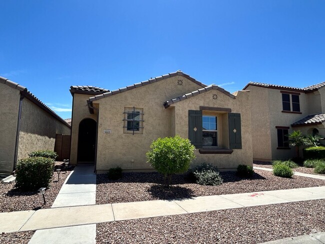 Building Photo - NO Carpet 2 Bed/2.5 Glendale Home Split Fl...