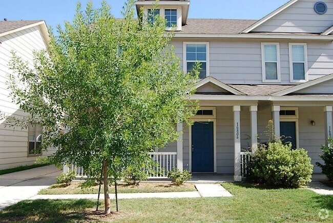 Building Photo - 16806 Mammoth Springs Dr Rental