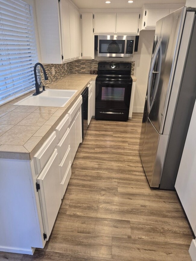 Photo - 3 Bedroom 2.5 Bath Carmichael Condo