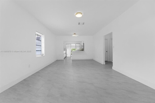 Photo - 1107 El Rado St