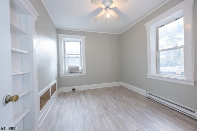 Photo - 12 Garfield Ave