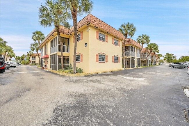 Photo - 101 E McNab Rd Condo