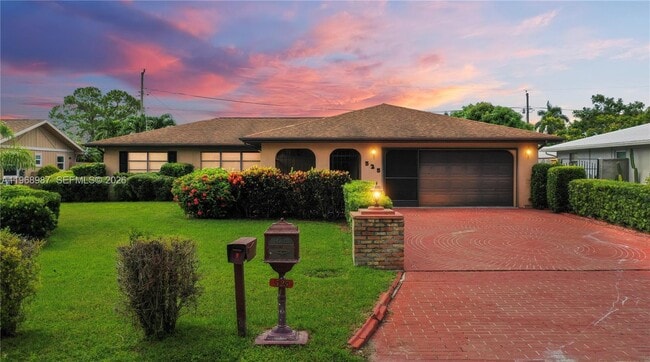 Photo - 525 SE Brookside Terrace