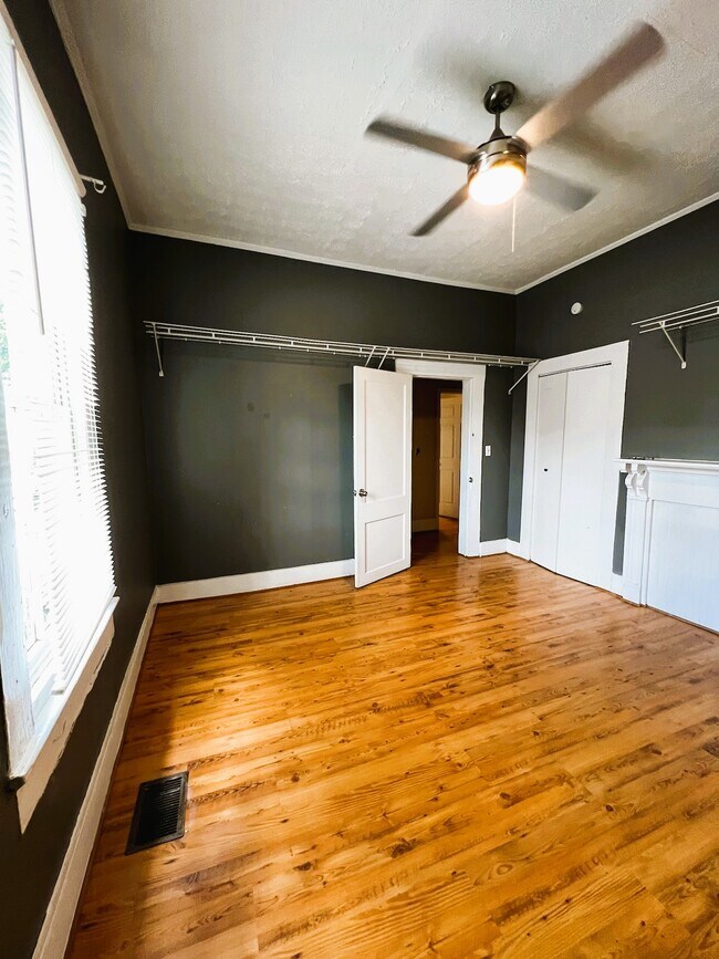 Photo - 1005 Hampton St NW