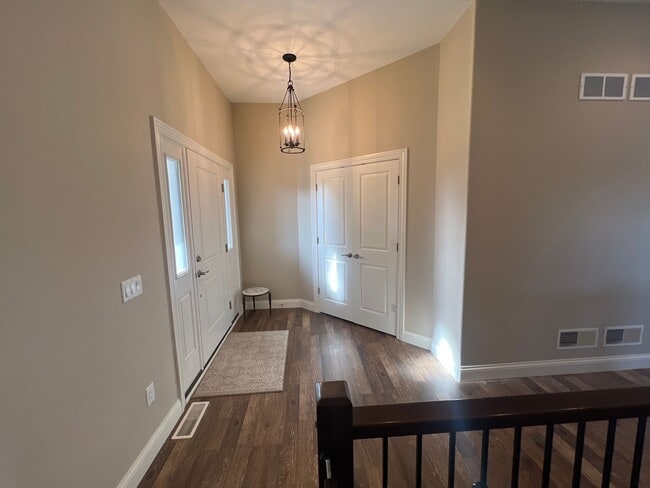 Photo - 8916 Pine Hollow Pl