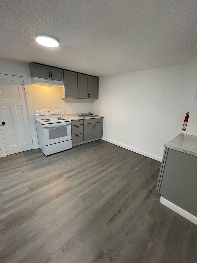 Photo - 477 N Adams Ave Apartment Unit 477 N Adams Ave  A