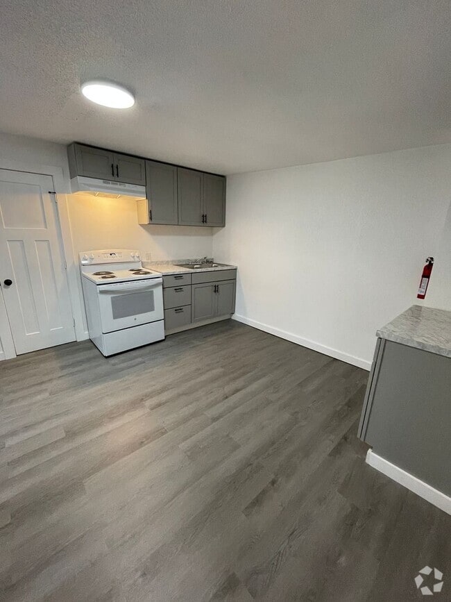 Building Photo - 477 N Adams Ave Unit 477 N Adams Ave A Rental